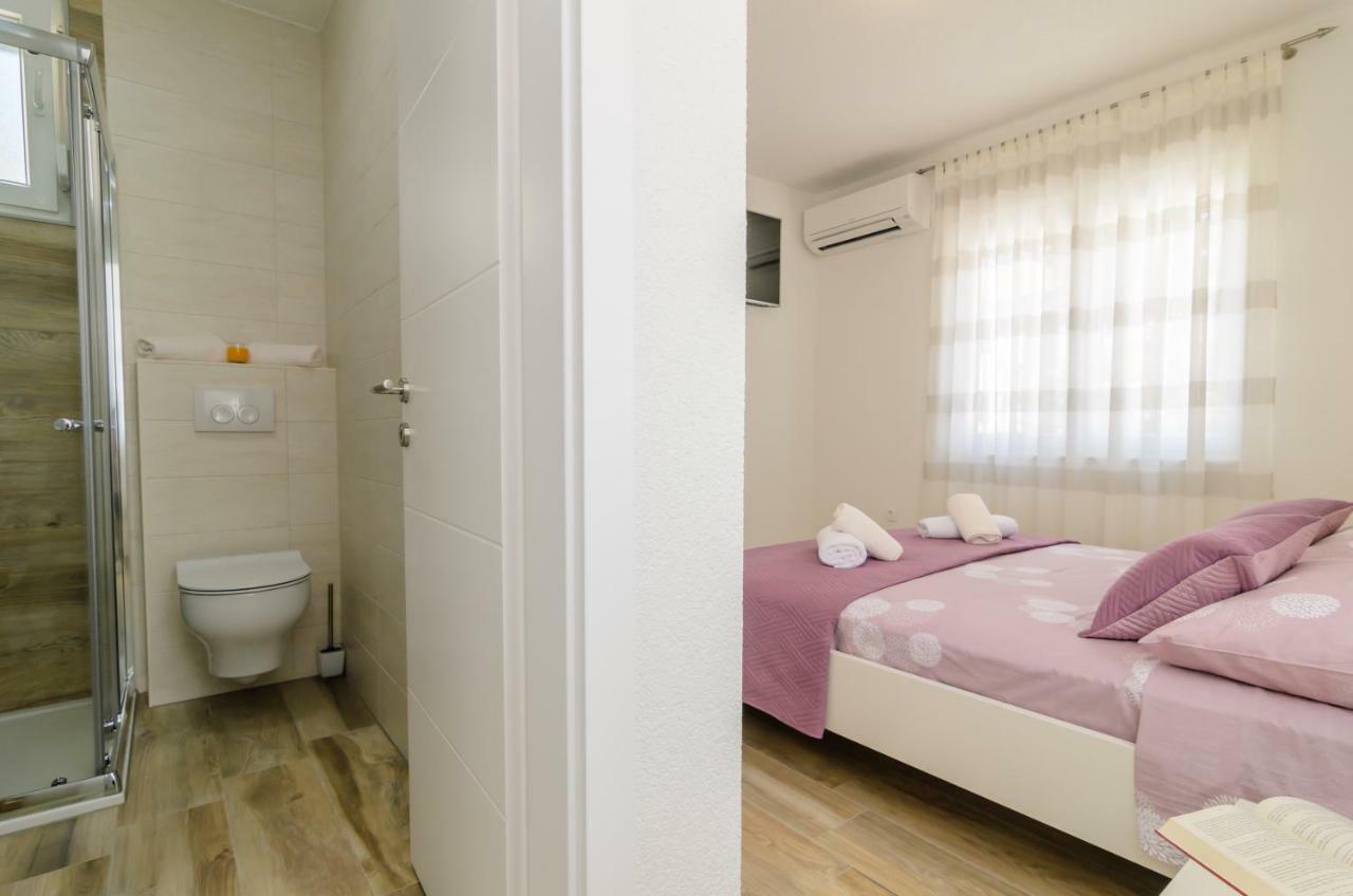 Privat Room Luka 扎达尔 外观 照片